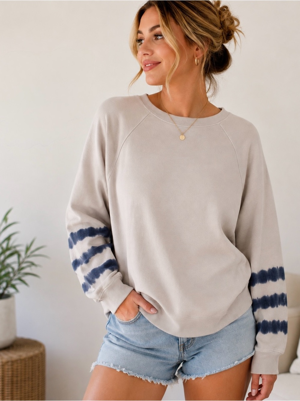 Z Supply Crewneck Lightweight Sweatshirt